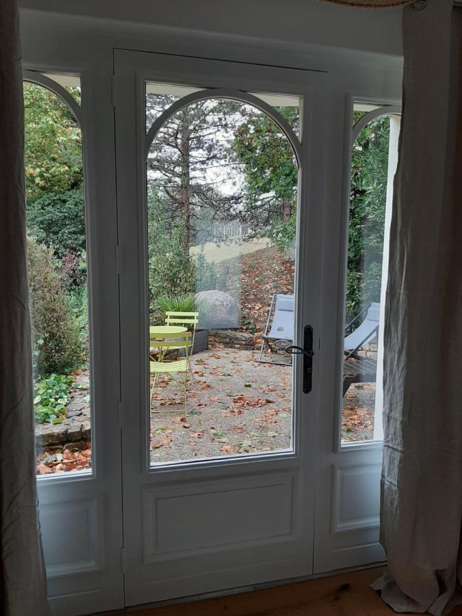 La Souveraine Saint-Genis-Laval Esterno foto