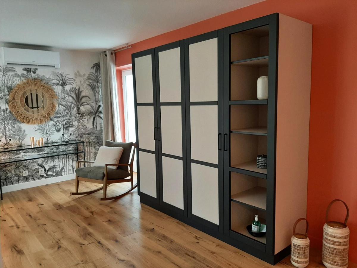La Souveraine Saint-Genis-Laval Esterno foto
